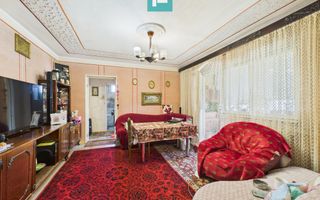 Apartament 3 camere la Polivalenta - Poză 1