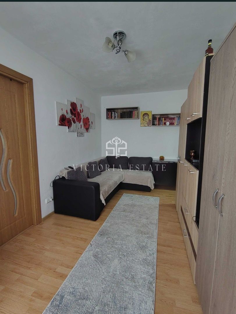 Apartament 2 camere zona vest - Poză 1