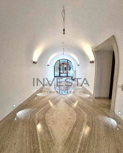 Casa monument istoric spectaculoasa de inchiriat,  Gruia - Poză 7