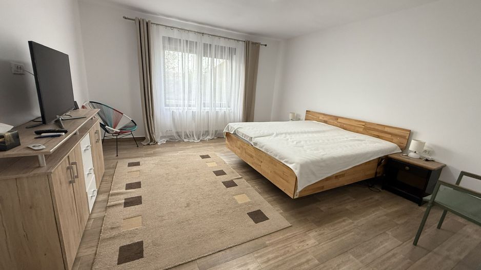 Giroc Central | Casă renovată complet | 4 camere | 2 bai - Poză 23