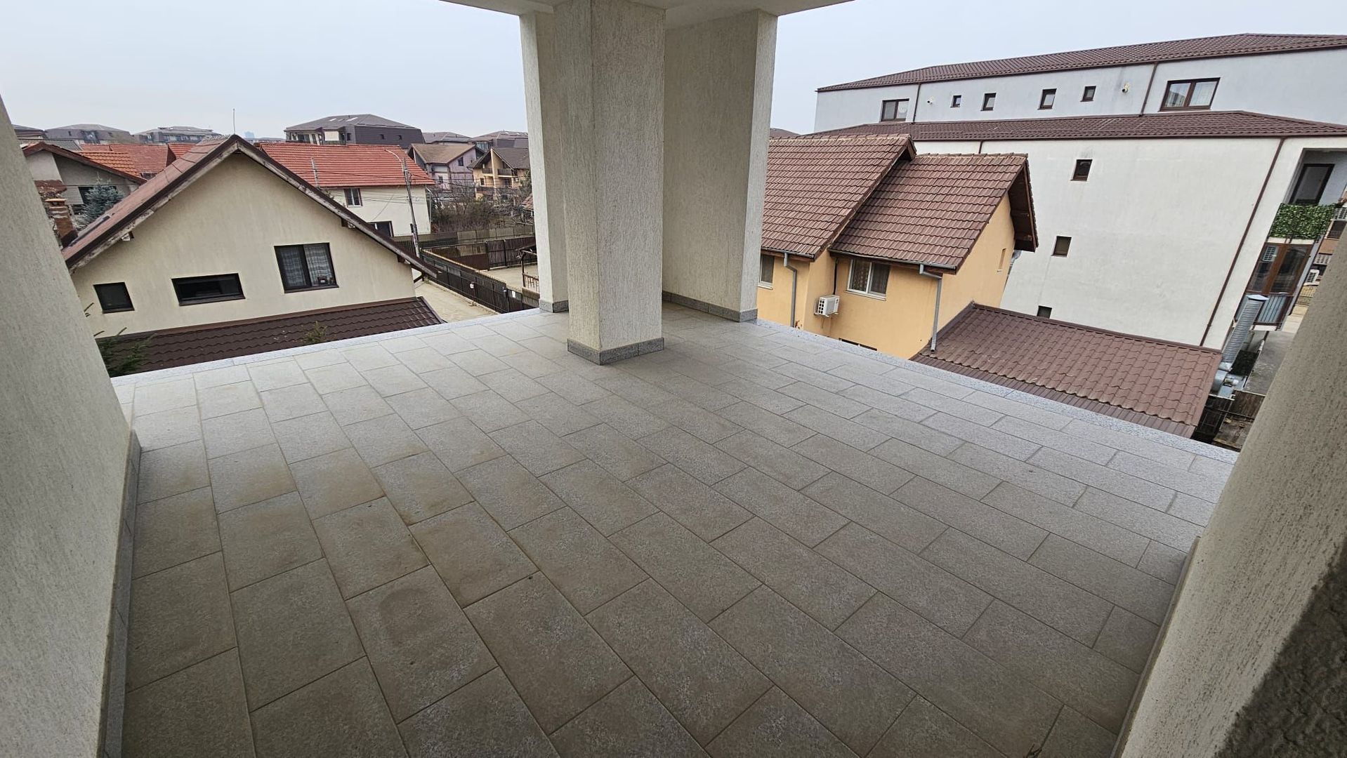 CASA DUPLEX - TOATE UTILITATILE, STRADA ASFALTATA, ACTE GATA, COMIS 0% - Poză 4