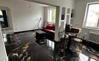 Apartament de inchiriat - zona Teatru - etaj 2/2 - Poză 2