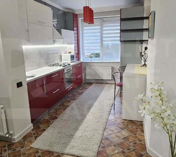 Chirie apartament, 3 camere, str. București, Centru - Poză 6