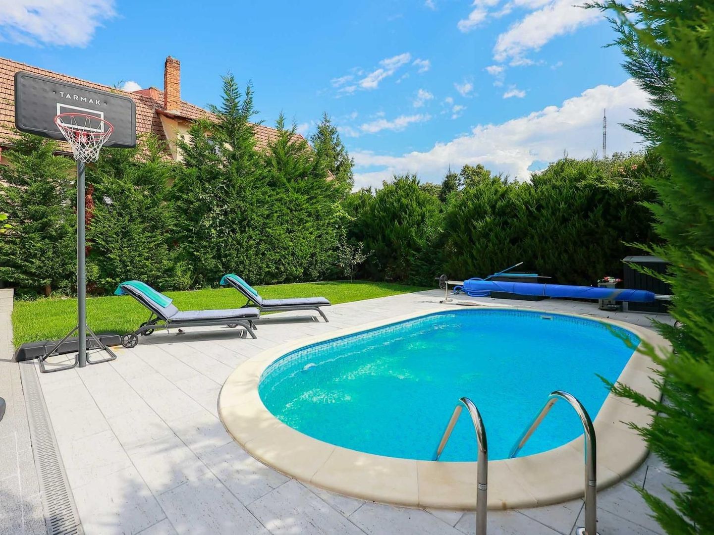 Vilă cu piscină, mobilată și utilată. Comision 0%. 410.000 Euro neg - Poză 5