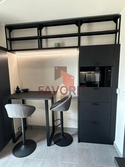 1 camera | Renovat lux | Centrala proprie | Lift | Zona excelenta | - Poză 9