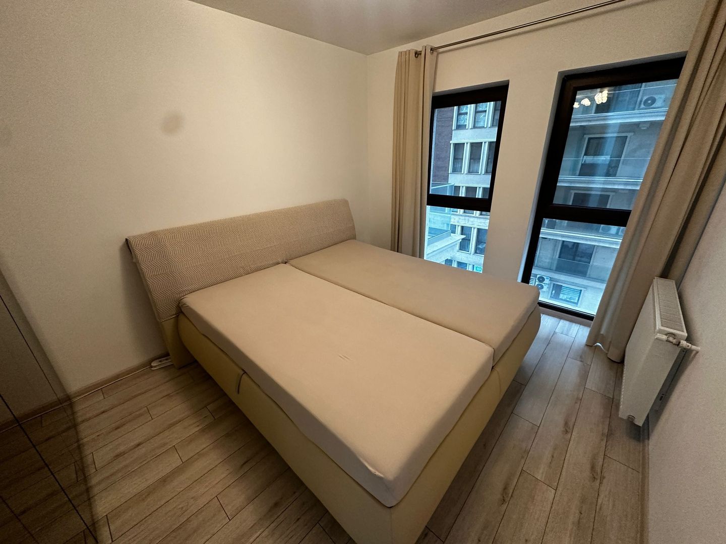 3 Camere Cu Parcare Moghioros Felinare Drumul Taberei Ghencea - Poză 4