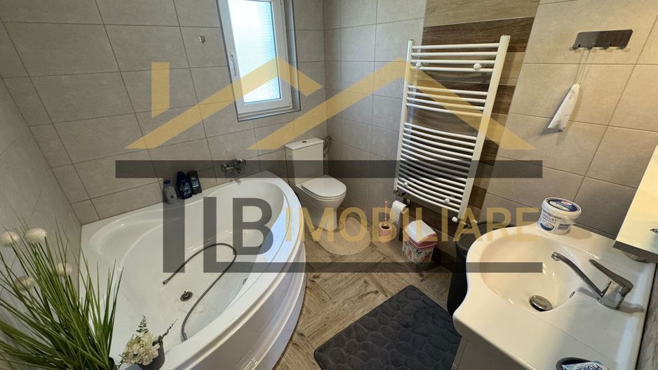 Casa cu 3 camere, 100mp, Zona Sangeorgiu de Mures - Poză 11