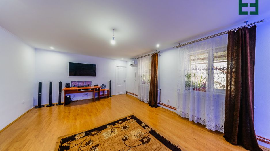 Apartament la casă în cartierul Tabacovici Aradul Nou - Poză 2