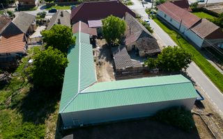 Clădire cu 5 camere cu teren și hală în Cenad - Poză 23