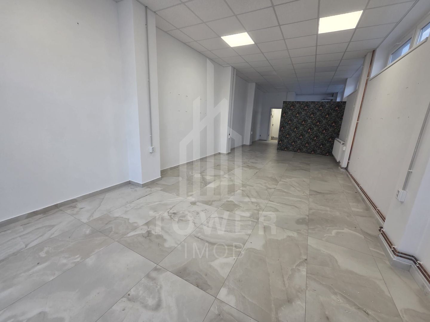 Spațiu comercial stradal de închiriat / Zona Brana - Șelimbăr - Poză 4
