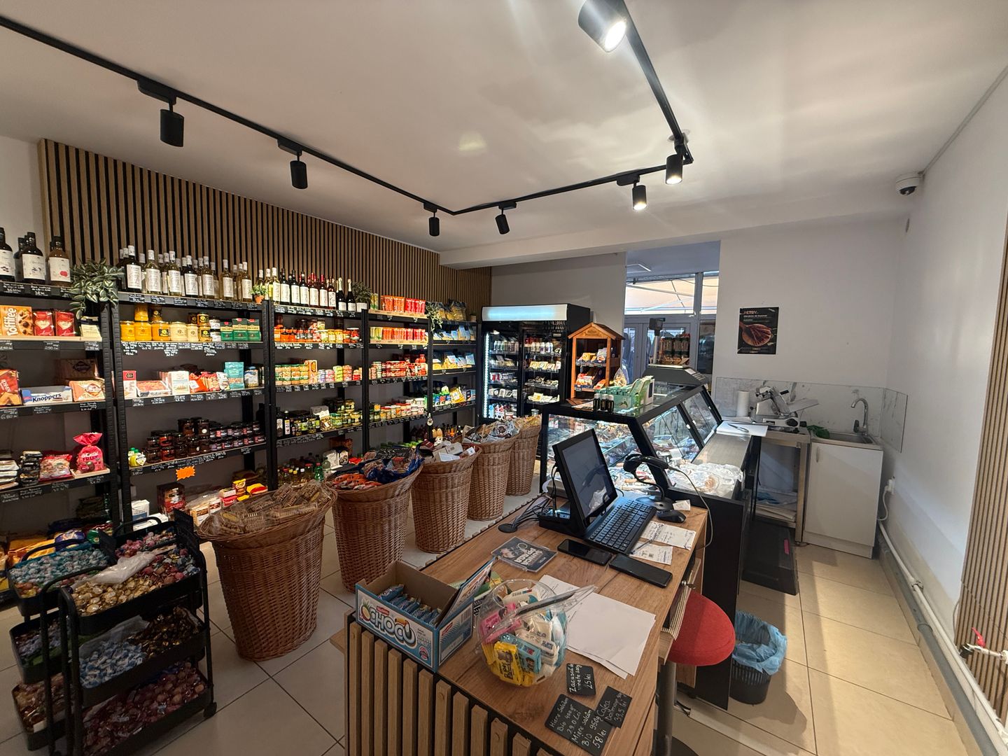 Spațiu comercial de închiriat – 40 mp – Piața Mărăști, Cluj-Napoca - Poză 2
