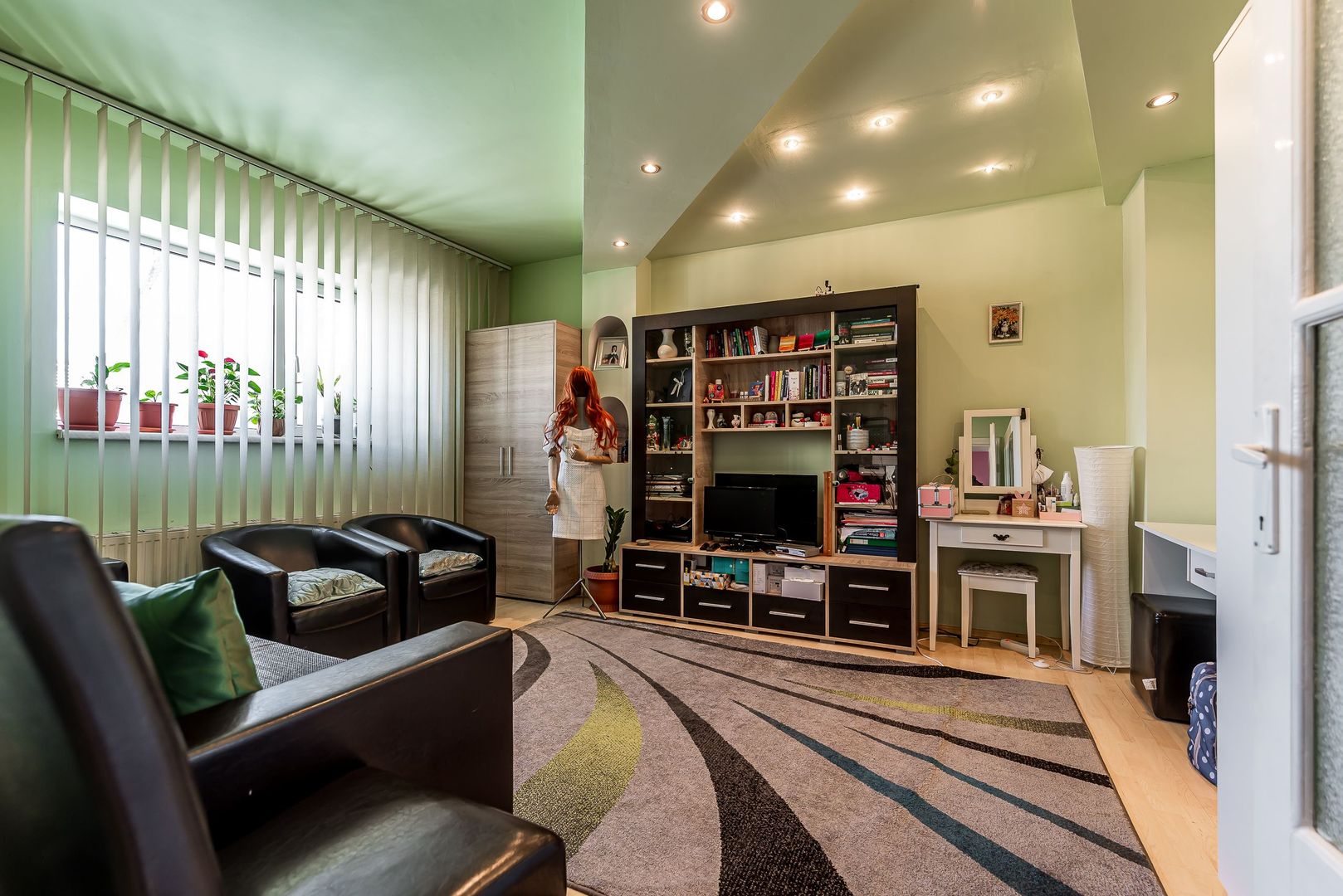 Casă spațioasă în mijlocul orasului, Str. Constantin Brâncuși - Poză 5