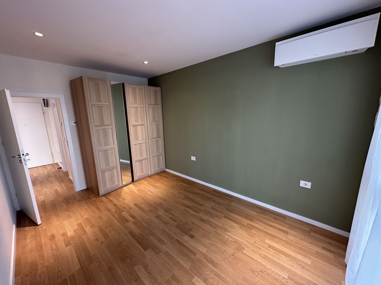 Apartment Paltim 2 camere loc de parcare - Poză 9