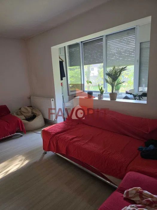 Renovat integral. Pozitie excelenta. Centrala proprie. - Poză 5