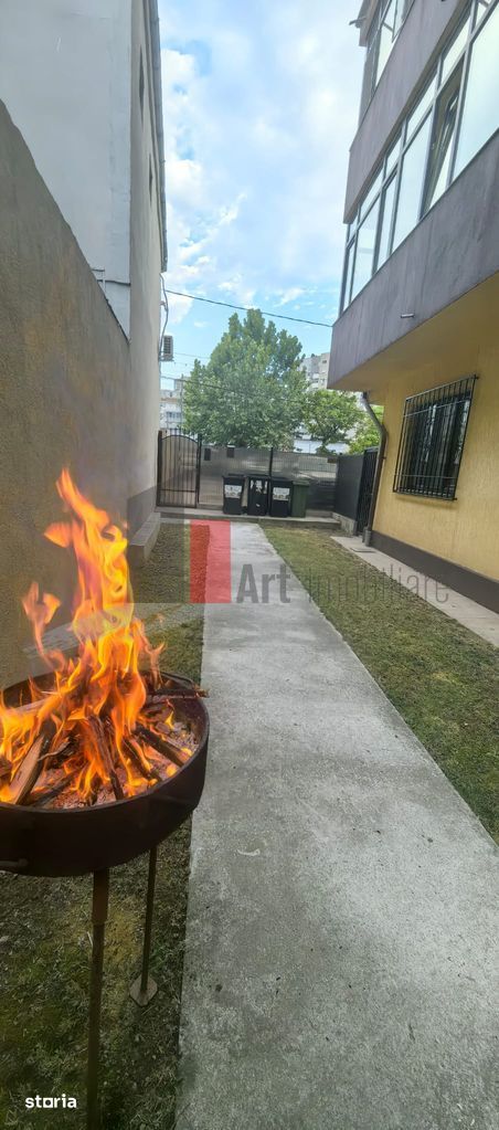 Vanzare apartament 3 camere | Bloc (8 ap) | Loc de parcare | Gorjului - Poză 2