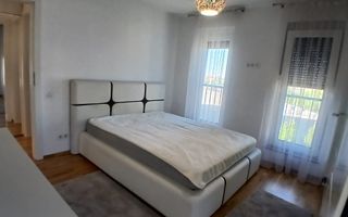Apartament 3 camere | zona Central - Poză 8