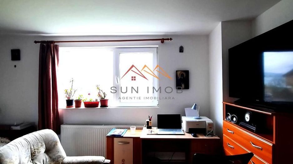 Casa P+M, 3 camere, central, teren 313 m2, zona linistita, Breaza, PH - Poză 8