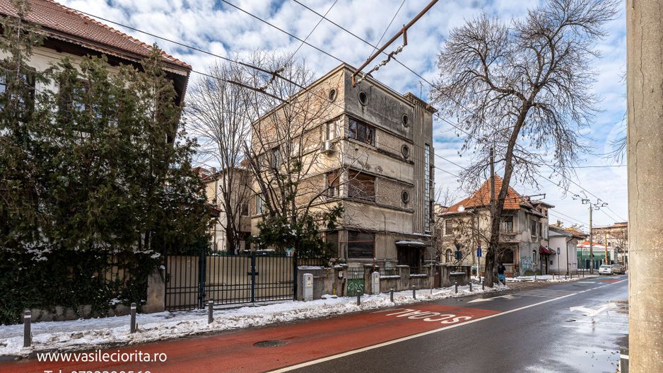 Apartament 3 camere str.Popa Nan,renovat 155000 eur - Poză 24