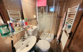 De vanzare casa 6 camere 8142 mp teren in Oarda de Sus - Poză 5