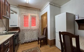 Apartament cu 2 camere de vanzare, Cetate - Poză 2