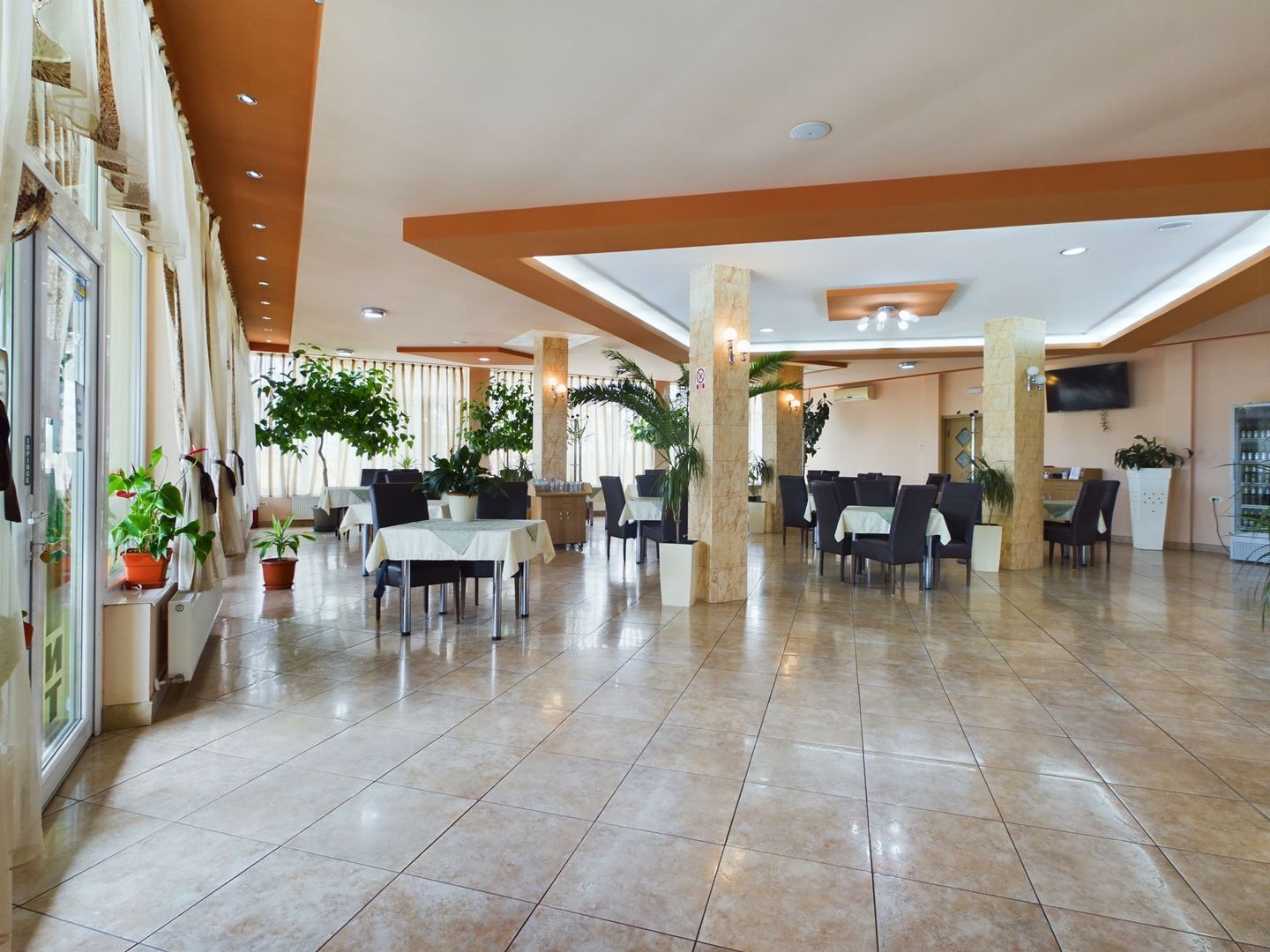 Pensiune in Arad (Vladimirescu) pe DN7 - Poză 4