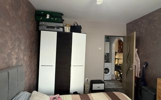 Apartament renovat 2 camere 41 mp Alexandru cel Bun 89900 euro - Poză 3
