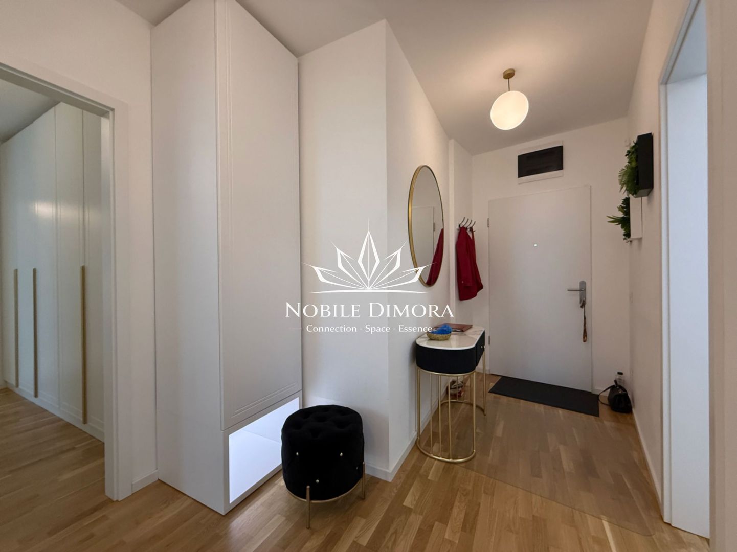 ISHO - Apartament cu 4 camere de lux, 2 bai, 2 balcoane, parcare privata - Poză 13