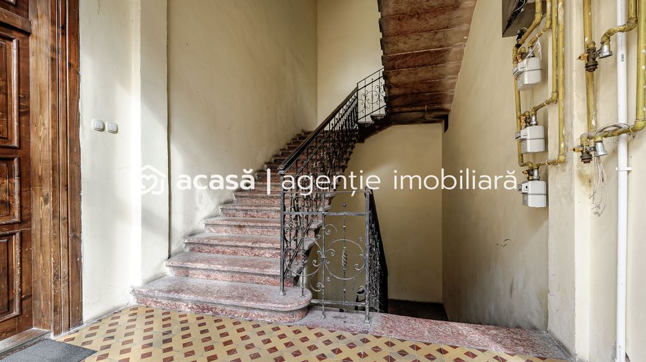 Apartament contemporan în Palatul Neumann, Arad. - Poză 4