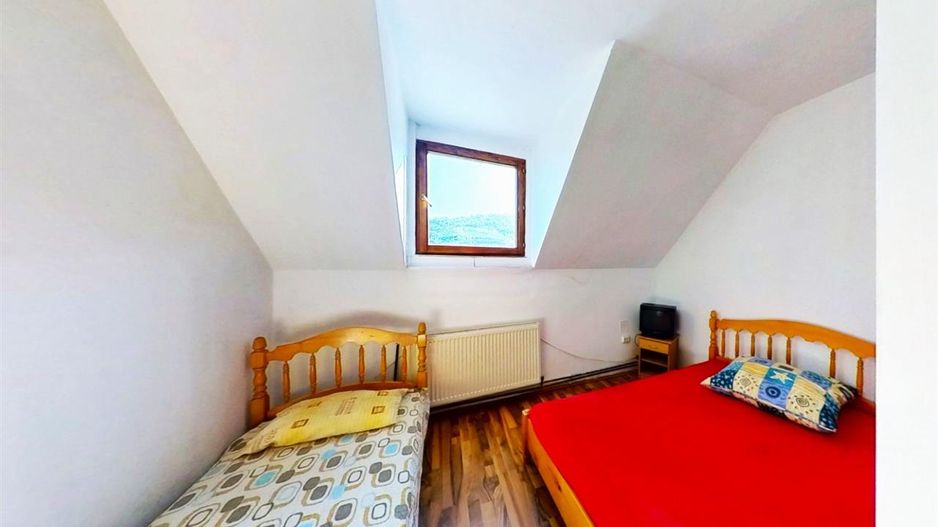 Proprietate versatila:rezidential/ comercial/investitional,Bereni,Mures. - Poză 22