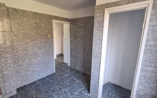 Apartament 2 camere de vanzare, Aparatorii Patriei, metrou, Sector 4 - Poză 4