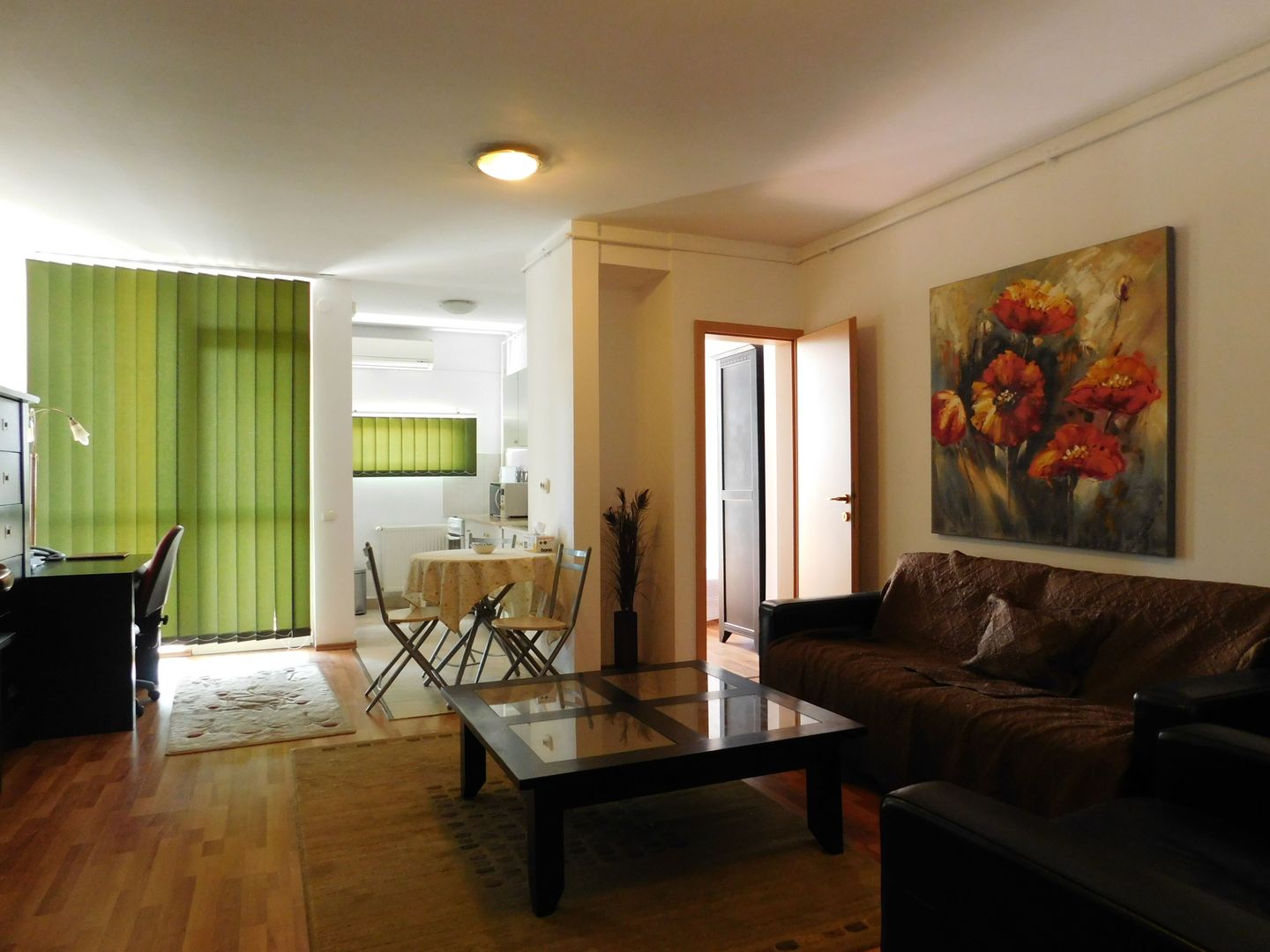 Fără comision - Apartament 2 camere lângă Teatrul Național - Poză 1