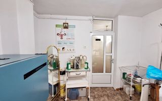 Spatiu pretabil cabinet medical - Poză 6