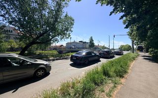 2 camere| cu vedere catre Bega-zona superba| apartament frumos, costuri mici| - Poză 19