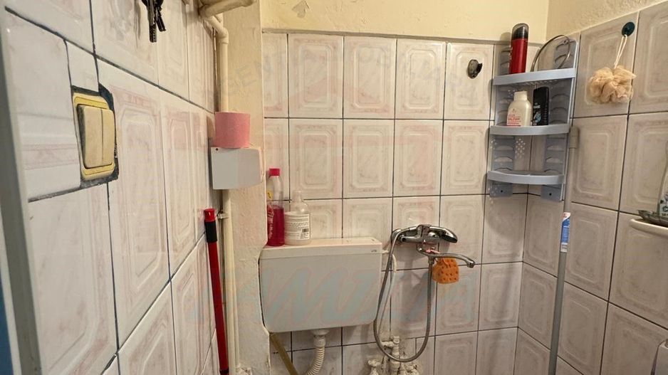 25.000 € negociabil , Garsonieră luminoasă de vânzare | Micro 40 Galaț - Poză 6