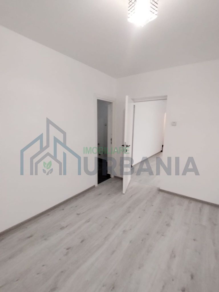 Apartament 2 camere, decomandat, etaj 1/10, Podu Roș, Iași - Poză 2
