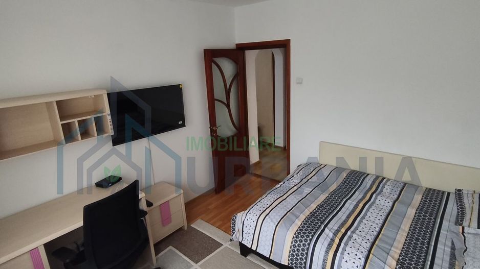 Inchiriez apartament zona podu de dier - Poză 2