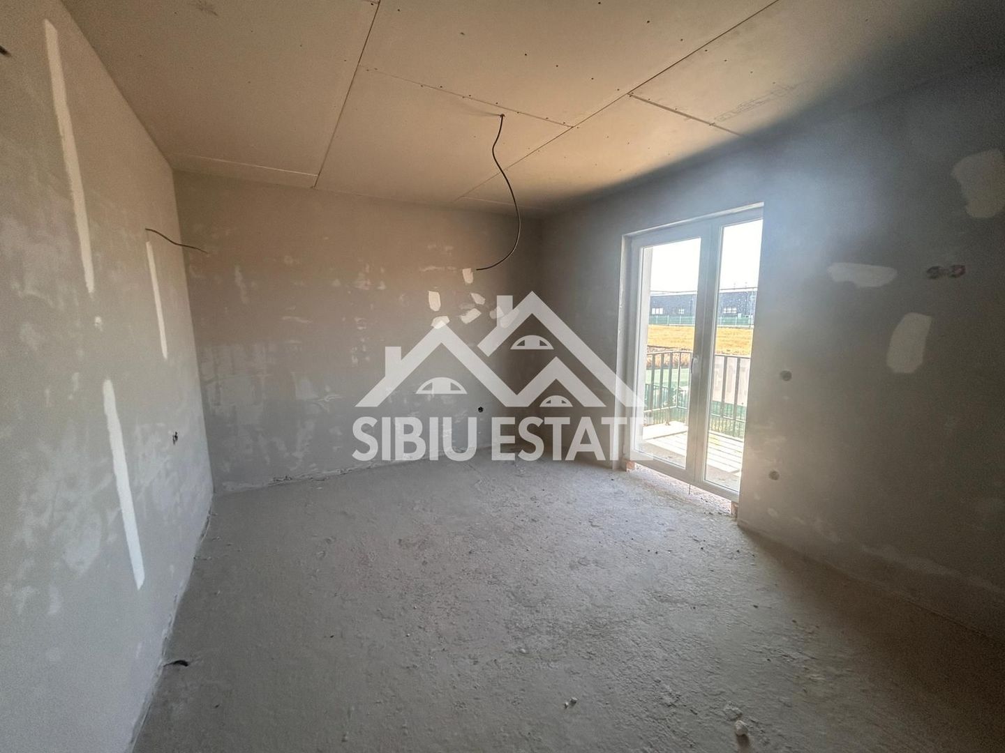 Casa duplex de vanzare 4 camere, 2 bai-s.u. 142 mp. PRET AVANTAJOS - Poză 13