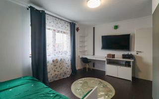 Apartament spatios cu balcon si terasa, complet mobilat, Europa! - Poză 20