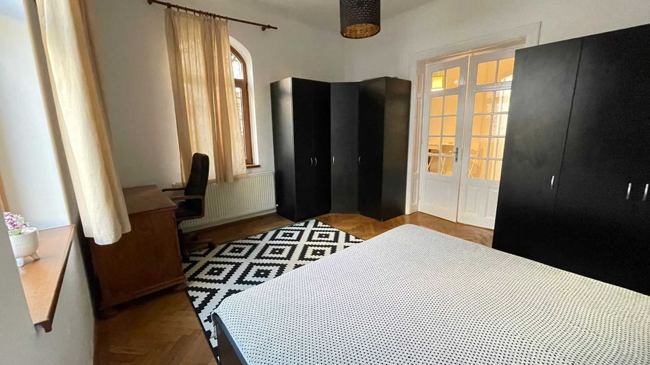 Apartament 2 camere în vilă cu grădină - Poză 3