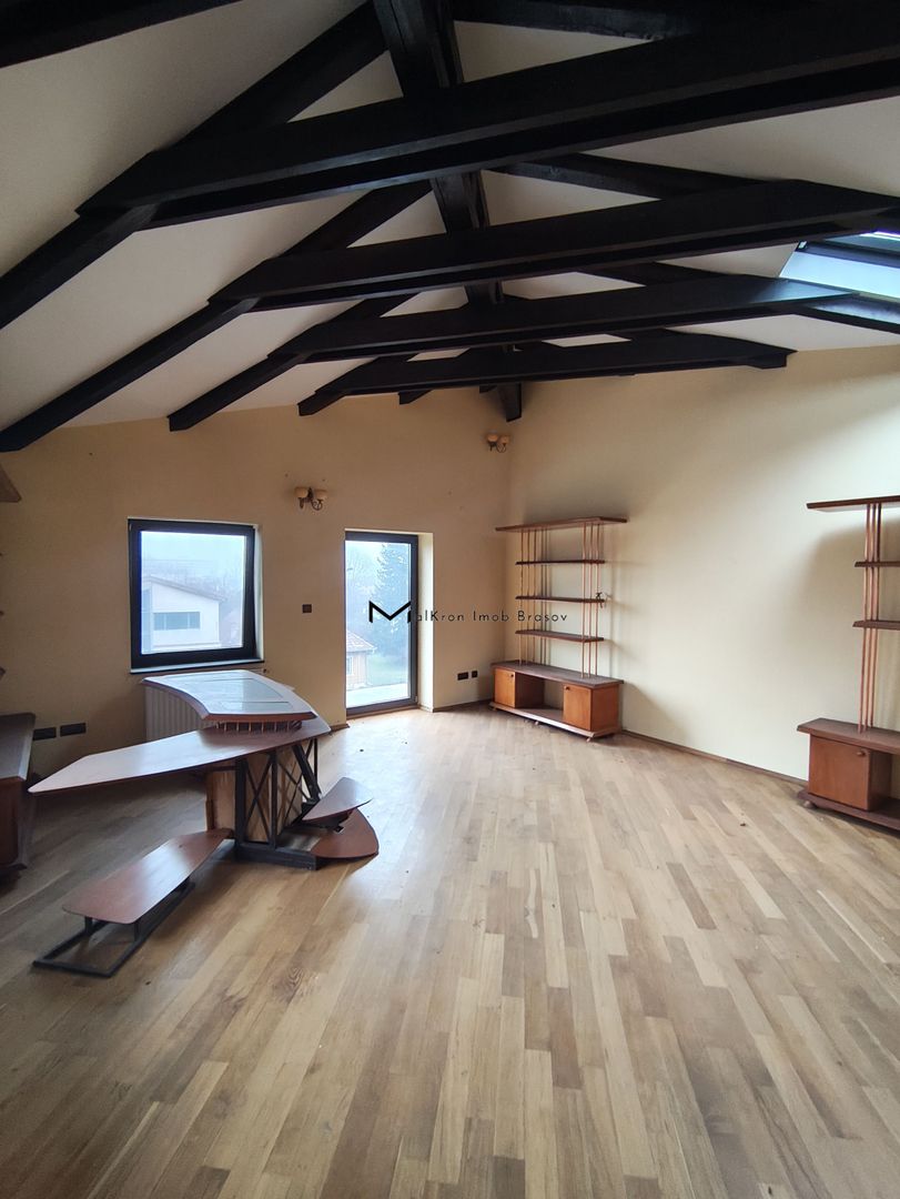 Proprietate amplă cu două case și teren generos, Brașov – str. Cariere - Poză 12