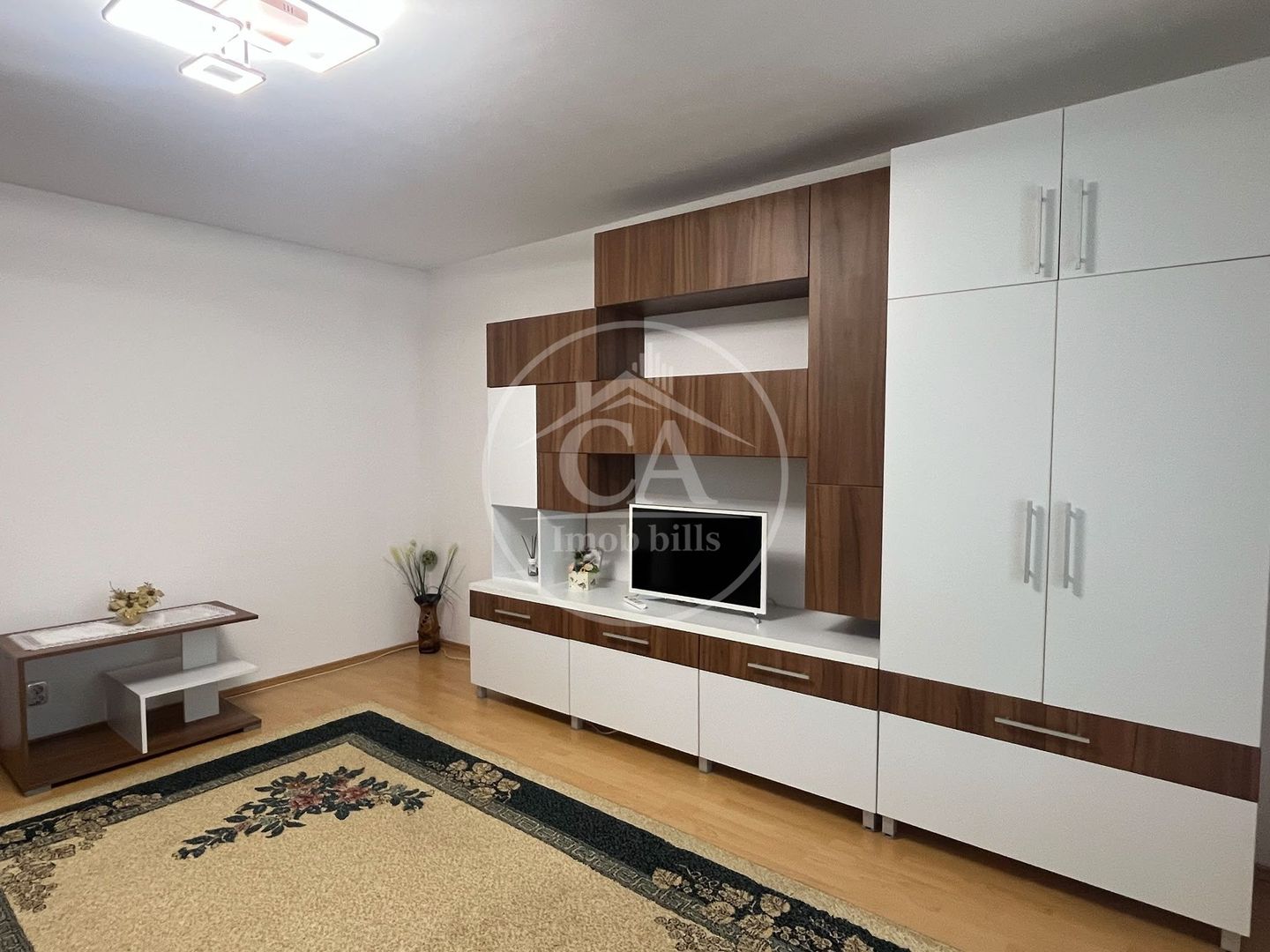 Apartament cu 3 camere de închiriat în zona Rogerius, Oradea - Poză 4
