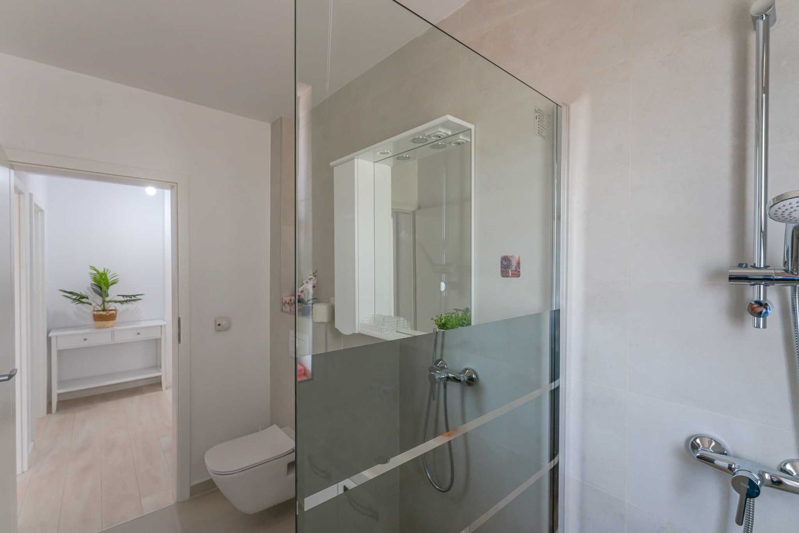 Apartament studio în cartier Noua cu loc de parcare subteran - Poză 13