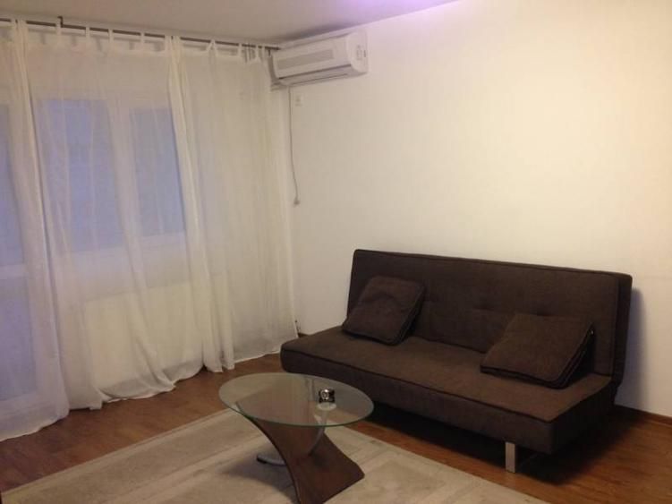 Închiriere Apartament cu 2 camere, renovat, centrala proprie, Piata Iancului - Poză 1