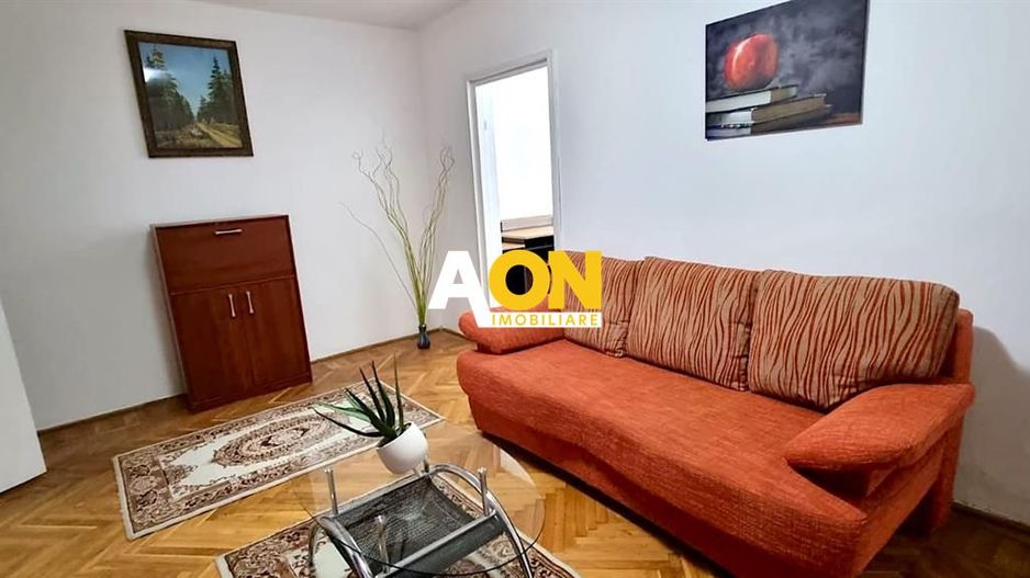 Apartament cu 2 Camere de Vanzare Zona Bulevard - Poză 2
