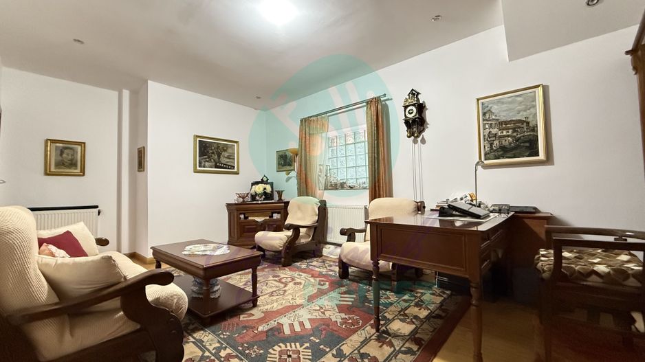 Casă 5 camere Cartierul Armenesc - Poză 2