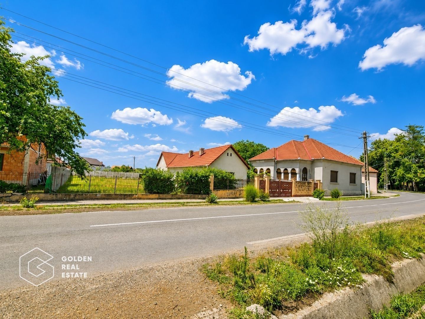Casa stil brancovenesc, 2 corpuri, localitatea Ususau - Poză 4