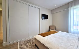 3 Camere Premium | Parcare | Triana - Poză 8