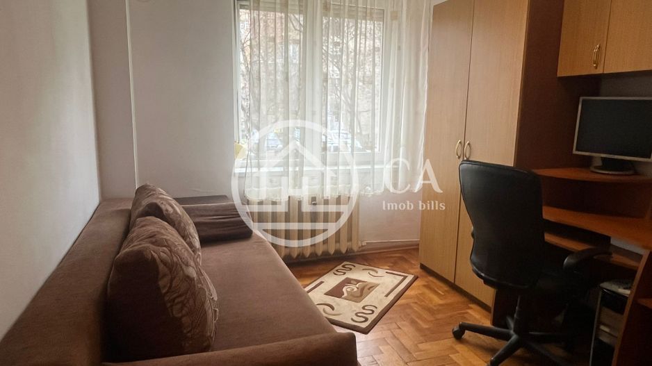 Apartament cu 3 camere de vanzare in zona Decebal, Oradea - Poză 6