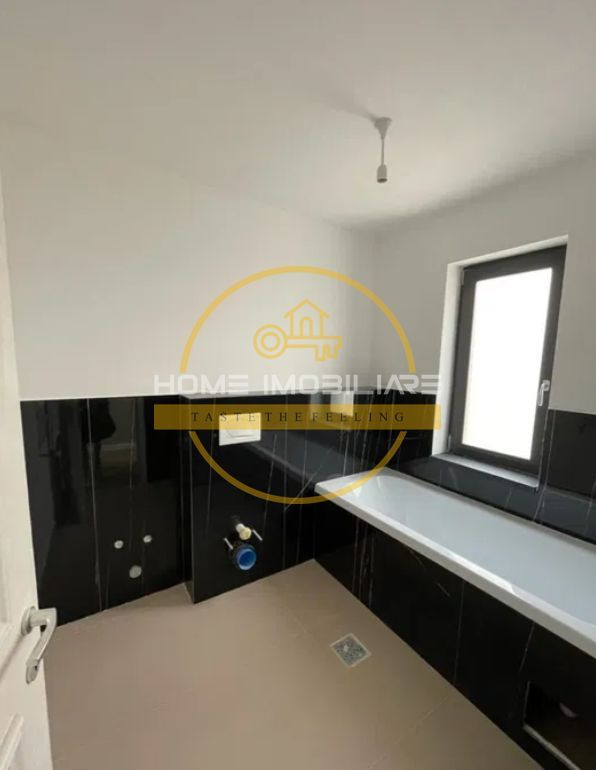 Ap 3 camere , decoamndat , etaj 1 , Zona Rediu. - Poză 3