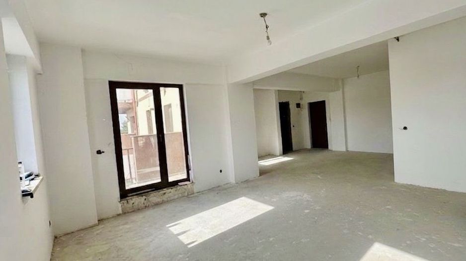 Apartament 3 camere | Terasă + 2 balcoane | Parcare | Bloc nou - Poză 6